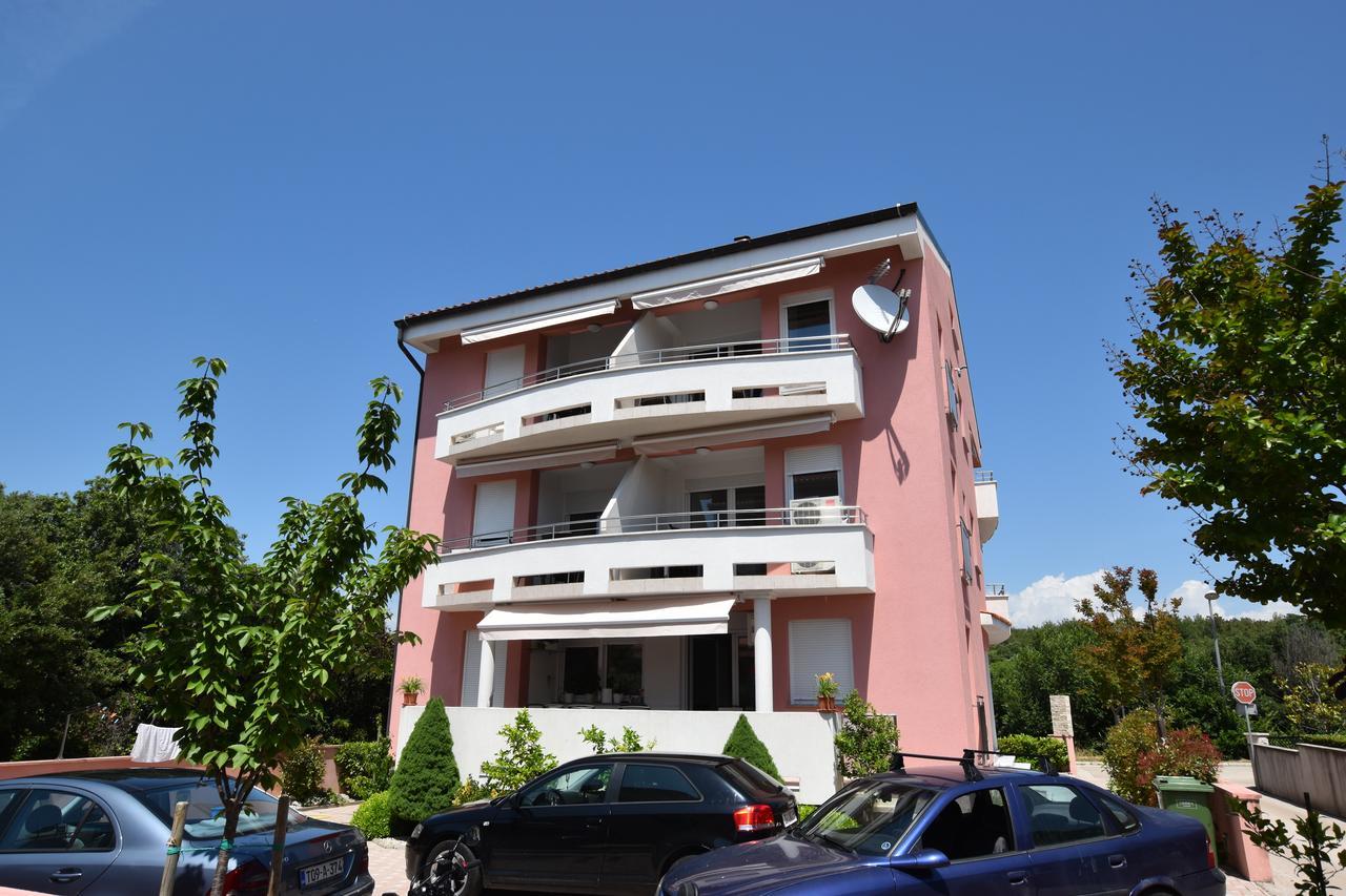 Apartments Matea Kozino Luaran gambar